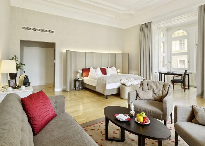 Hotel Rathauspark - Handwritten Collection 4*