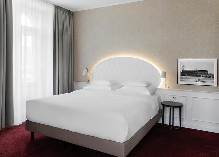 Rathauspark - Handwritten Collection Hotel Vienna