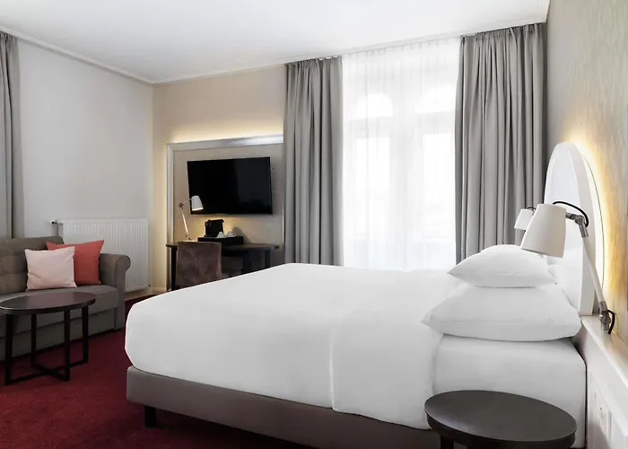 Rathauspark - Handwritten Collection Hotel